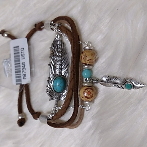 ICON Jewelry - New Icon Adjustable Feather Bracelet